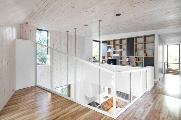 Meuble sur mesure Montréal, ébénisterie artisanale, bois massif et design haut de gamme pour une résidence élégante.